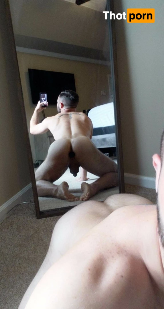 Friends In Town 4725433