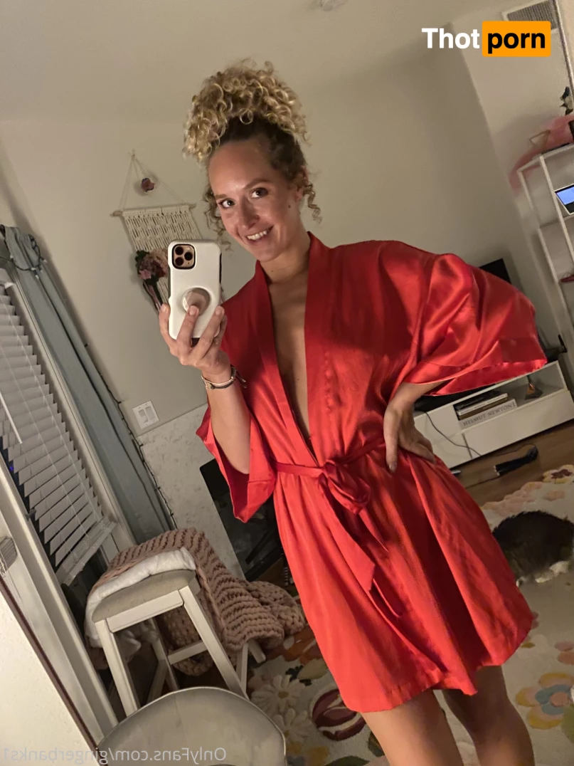 Ginger Banks 9272424