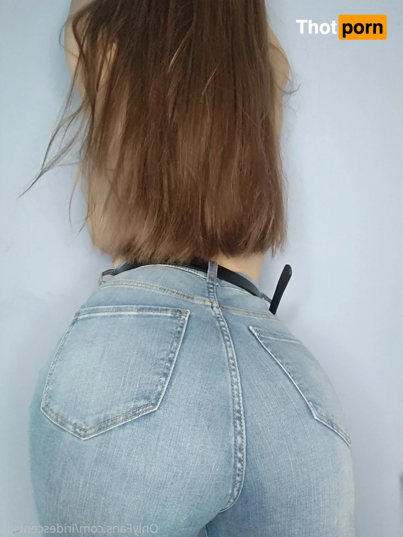 𝓛𝓲𝓪 4718673