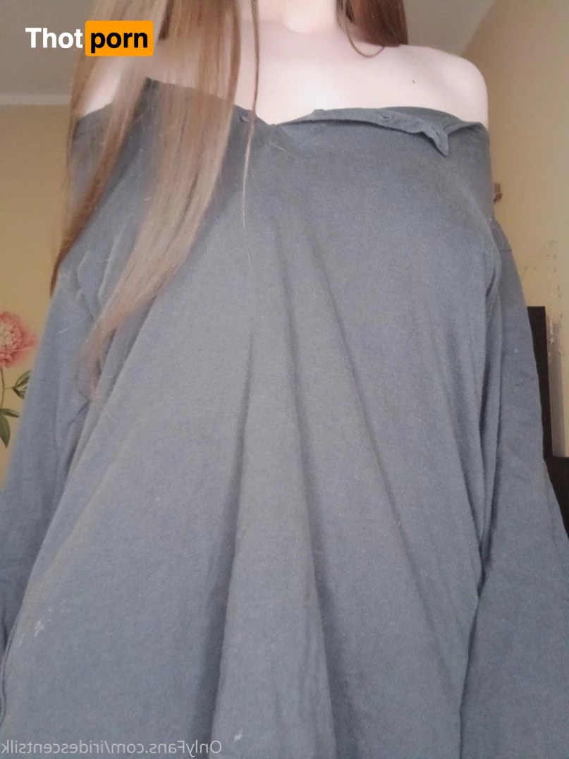 𝓛𝓲𝓪 4718702