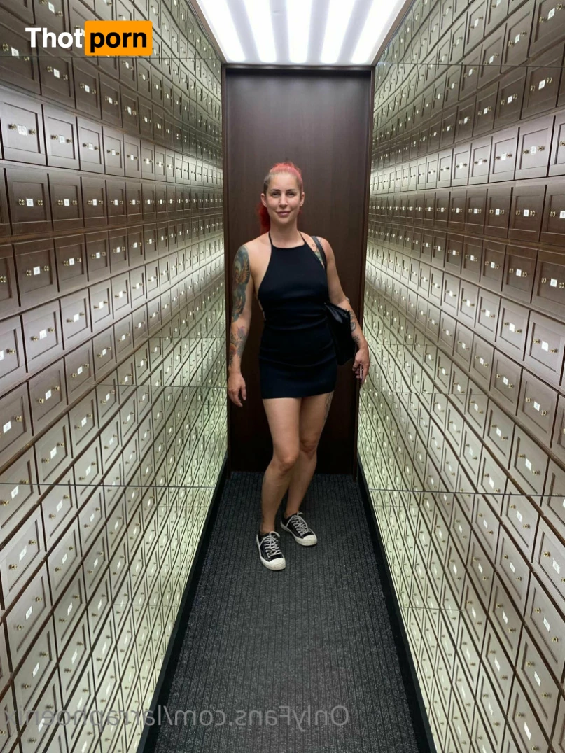 Larra Phoenix 🔥 5515005