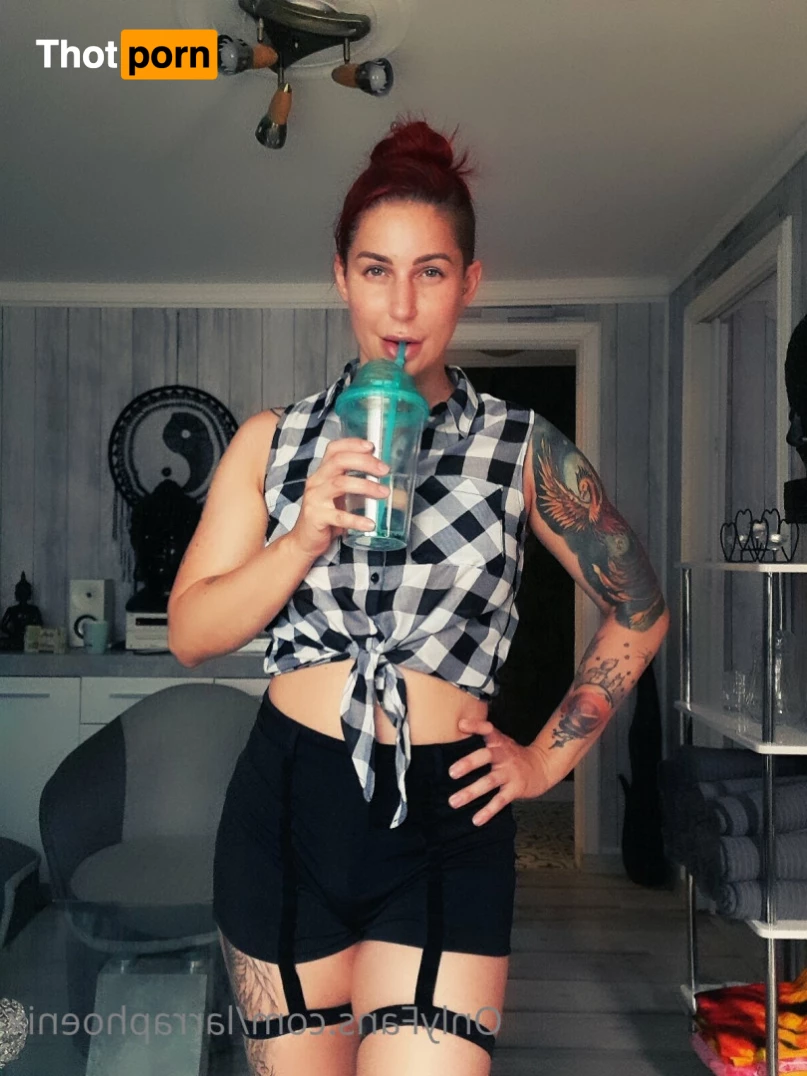 Larra Phoenix 🔥 5515043