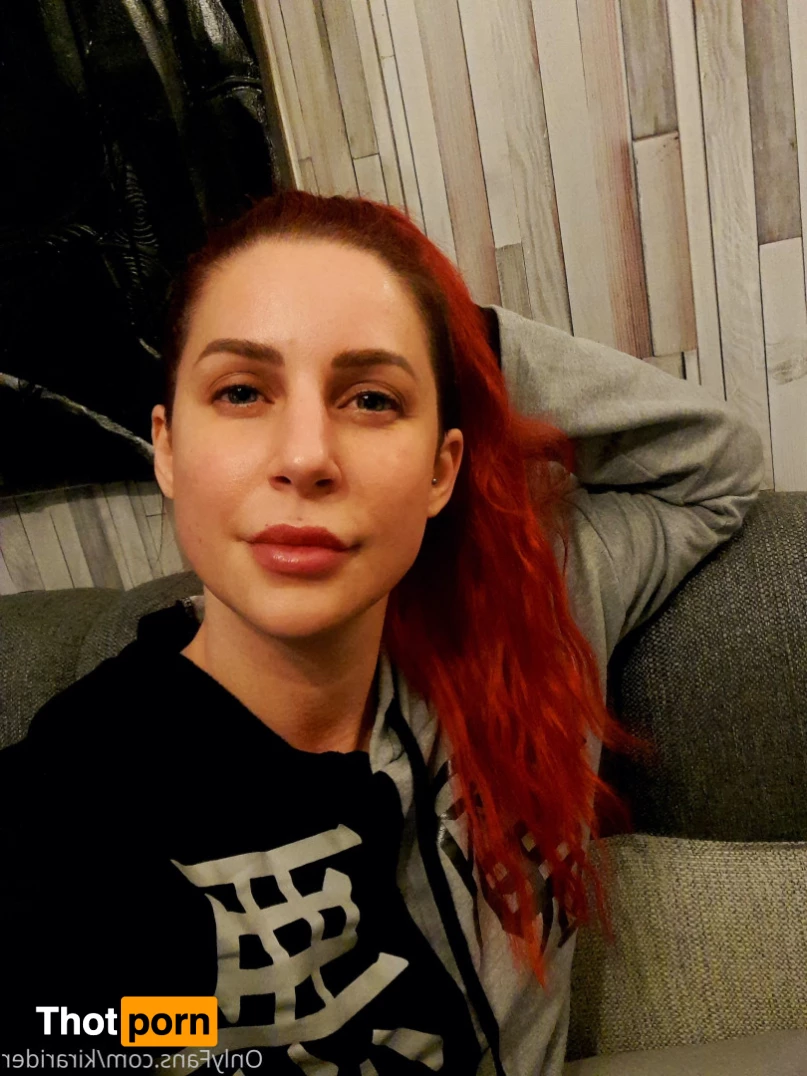 Larra Phoenix 🔥 5515223