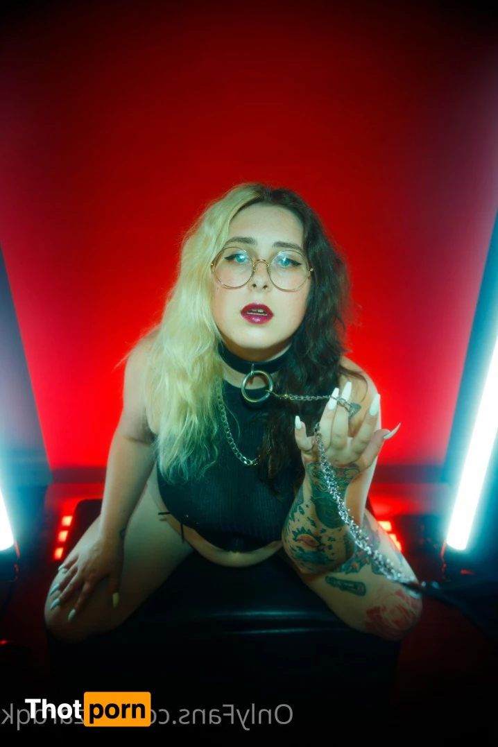 lizard queen 4731447