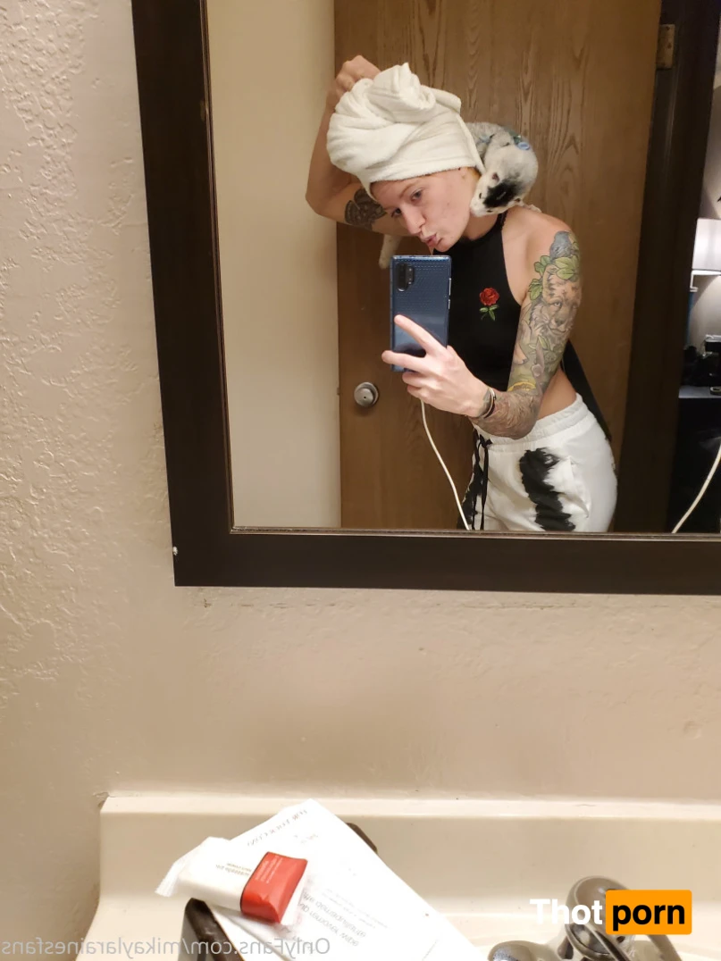 Mikayla Raines 15041632