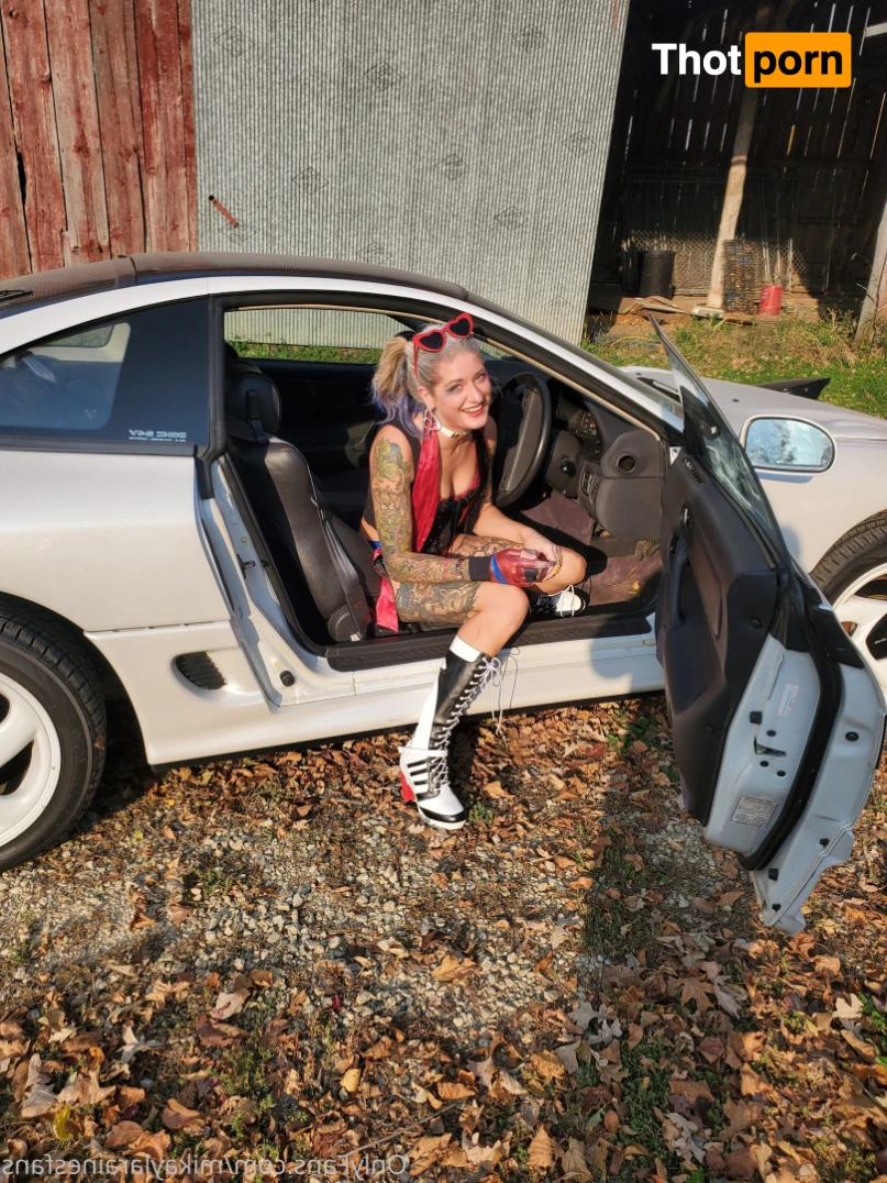 Mikayla Raines 15042650