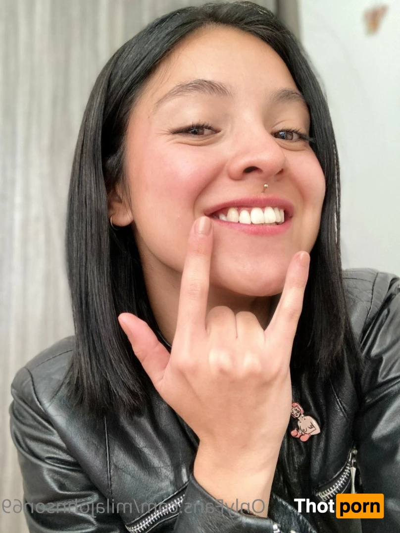 Mila Johnson 🍭 4711005