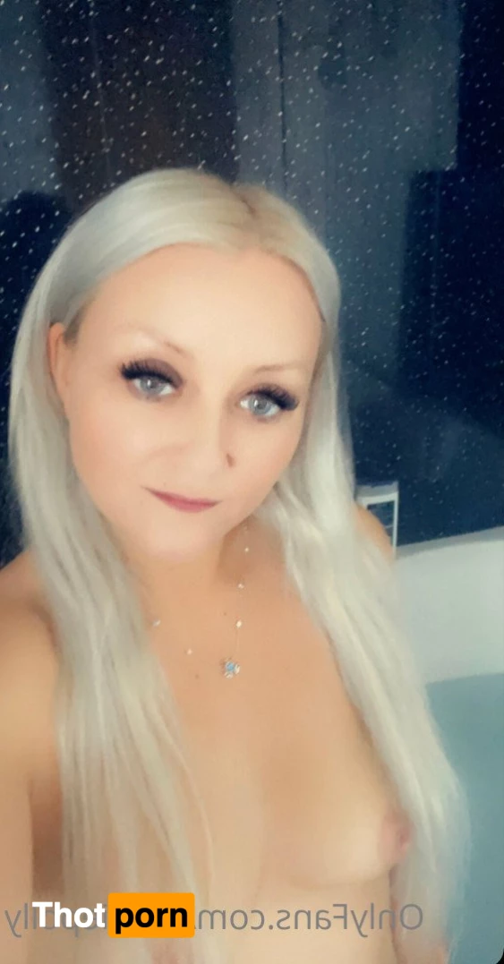 Petite polly 4715339