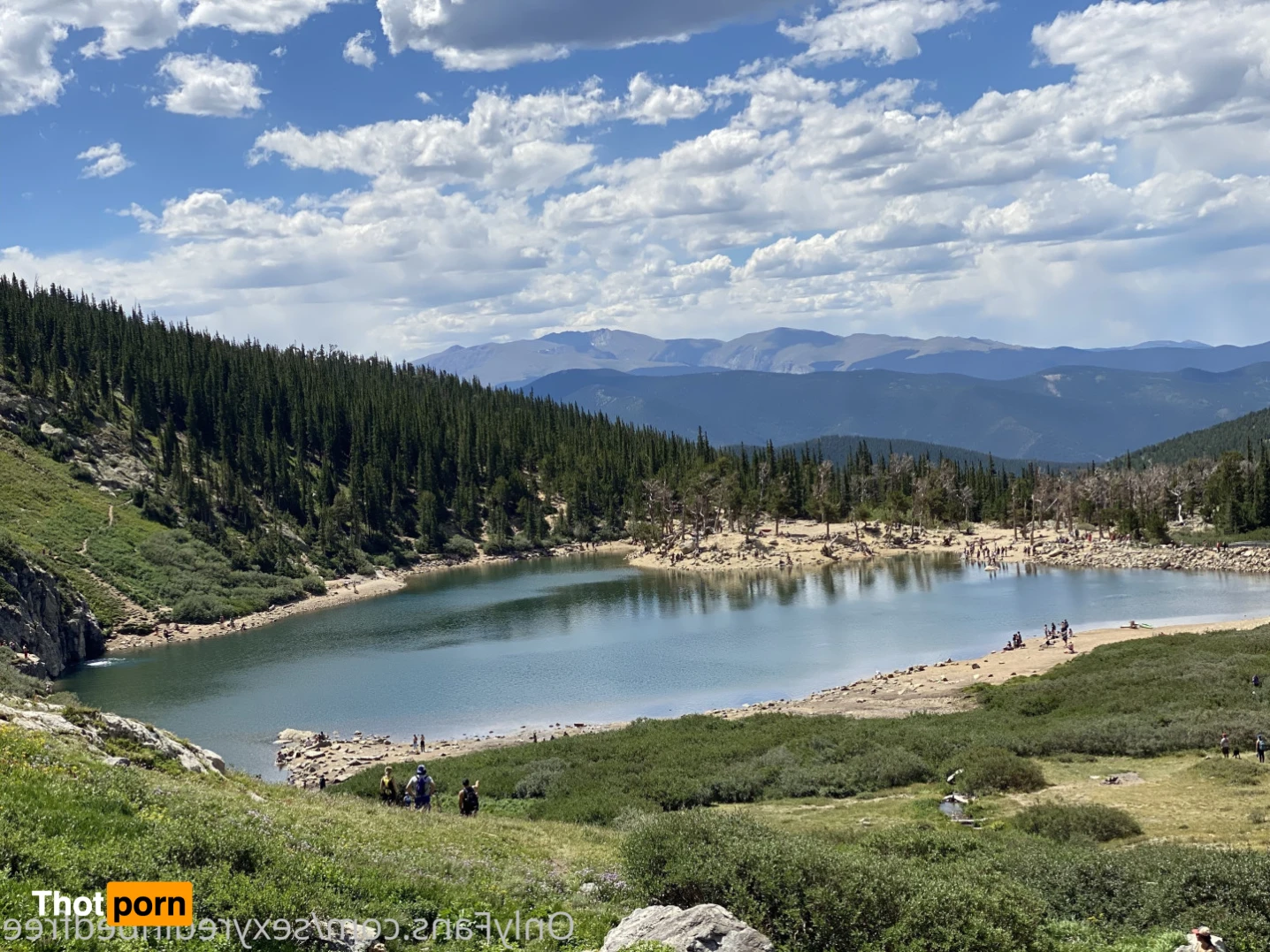 SexyRedinBedFree 14999778