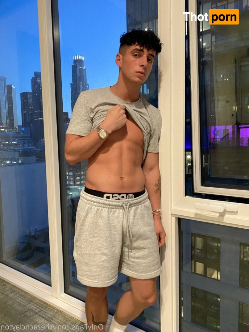 Zach Clayton [ zachclayton ] OnlyFans leaked photo 4702413 on Thotporn