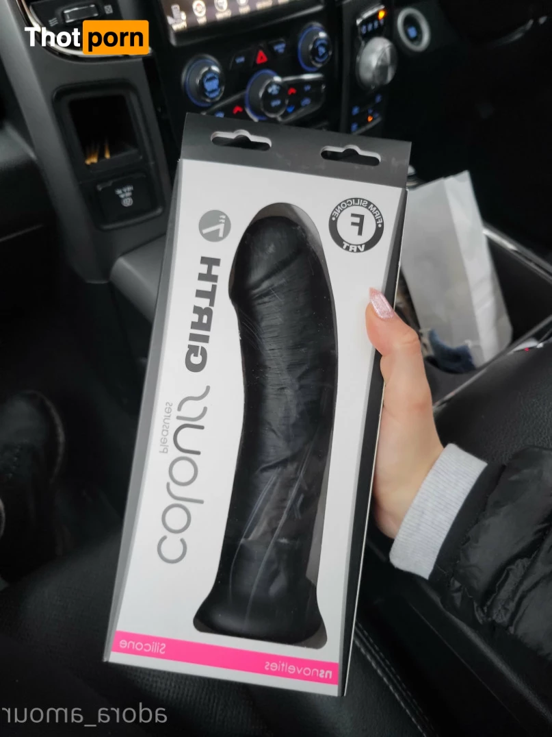 adora_amour 10624246