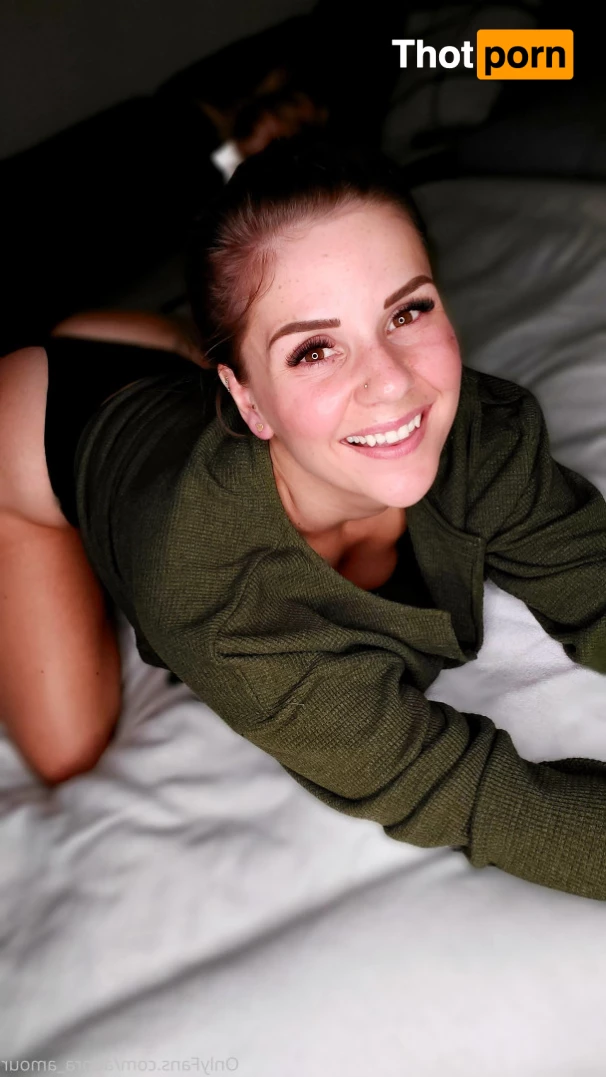 adora_amour 10624701