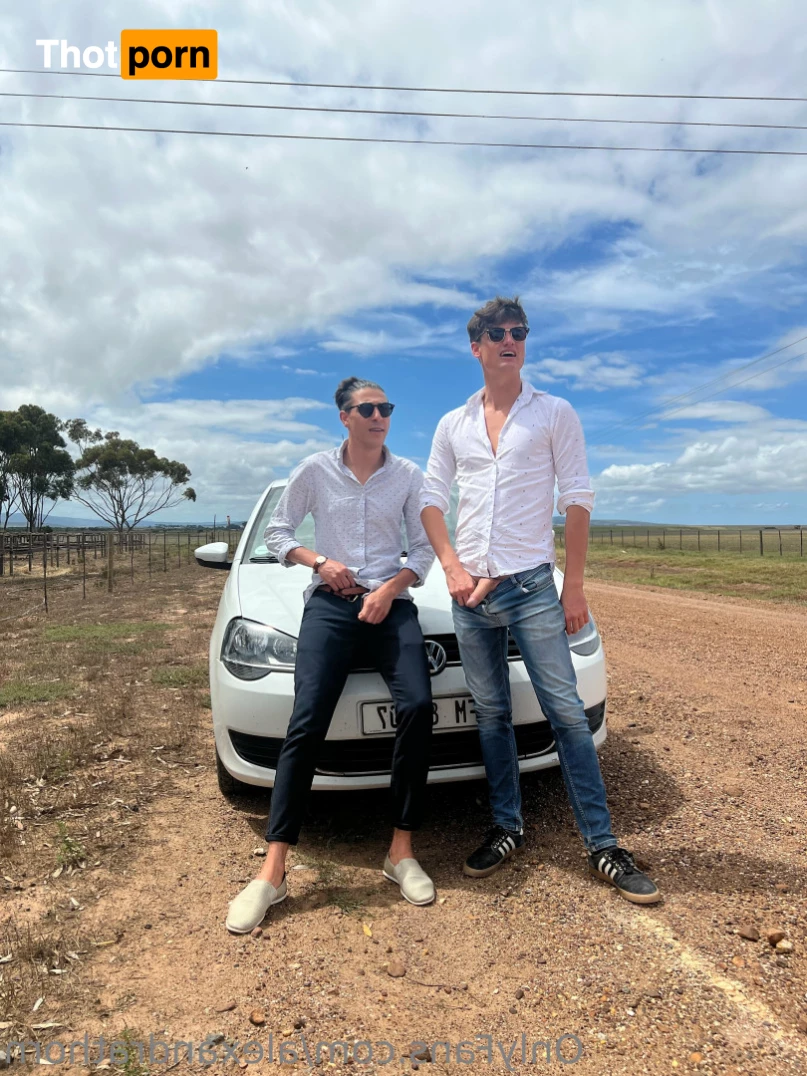 Alexandra Thorn 10751444