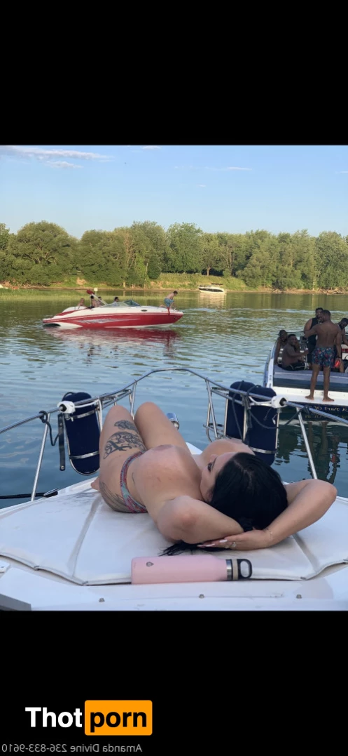 AMANDA DIVINE 7411520