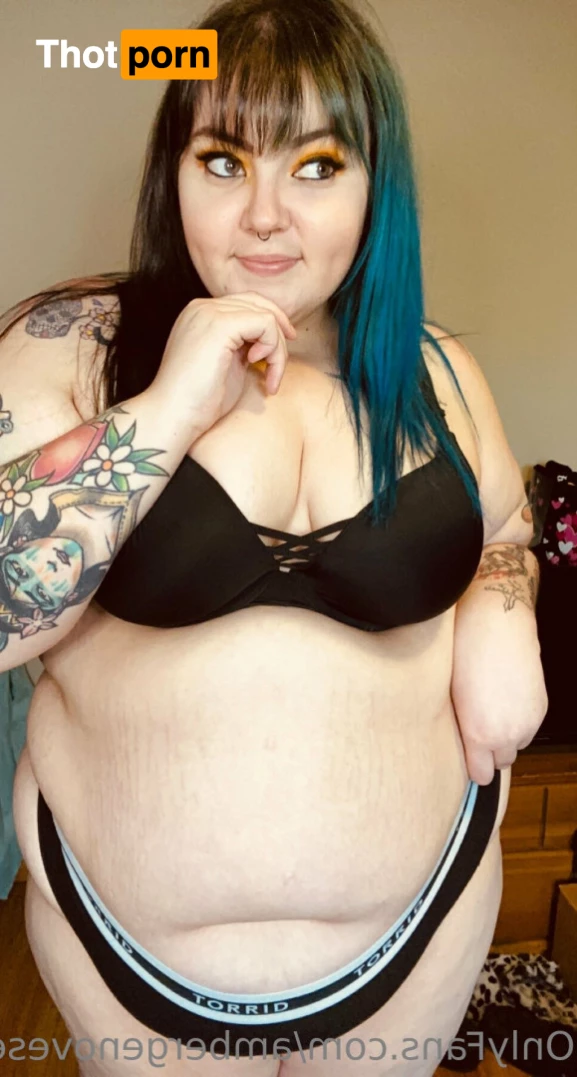 Amber Genovese 6496750