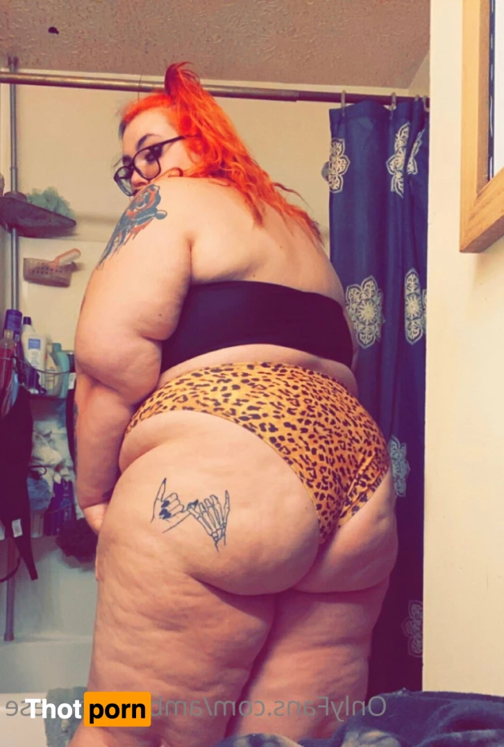 Amber Genovese 6496761