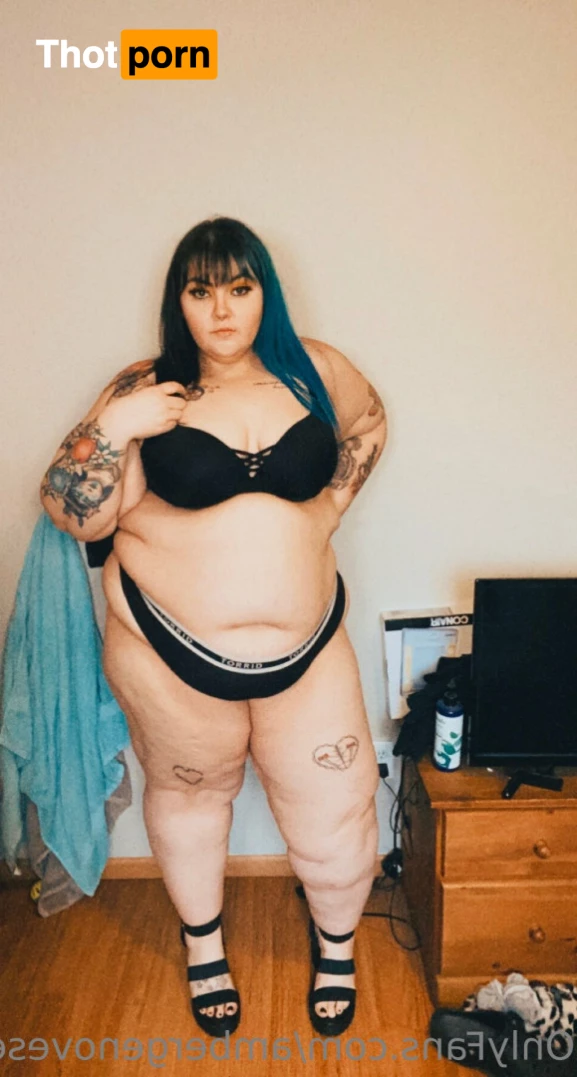 Amber Genovese 6496890