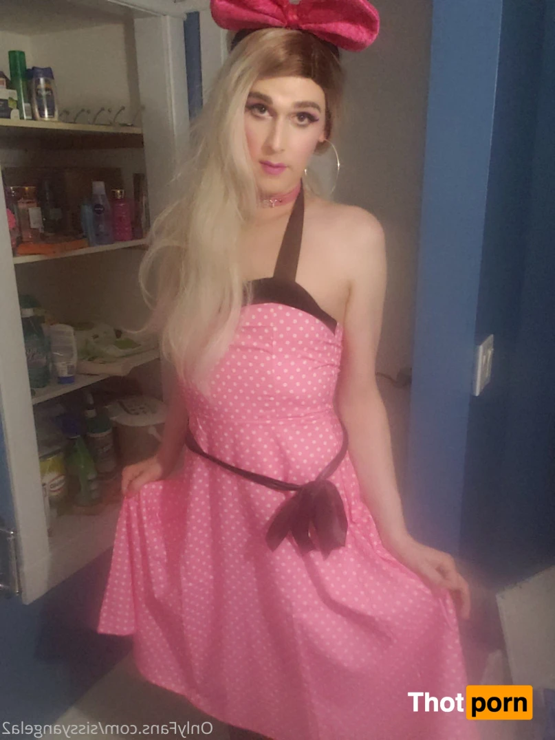 Angela Allure 12666536