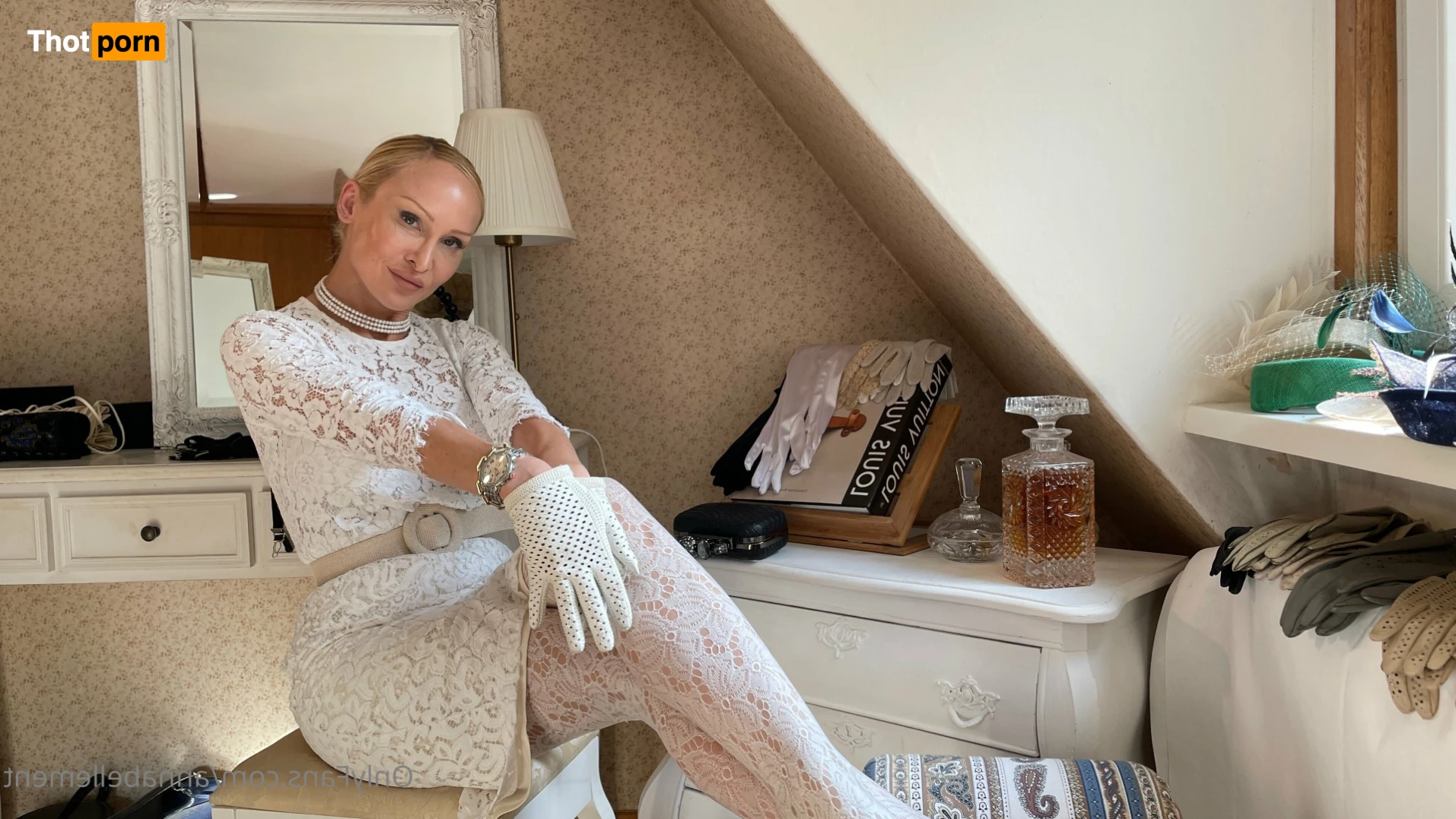 Anna Bellement 14266512