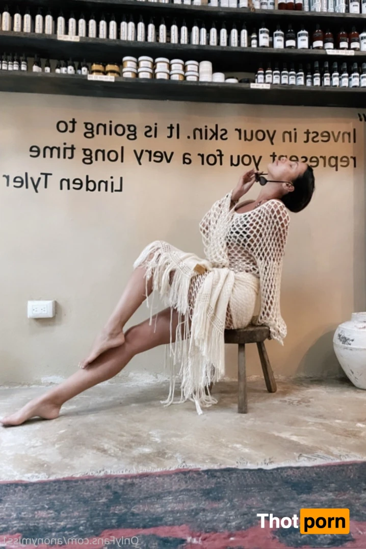 Island Girl 14808662