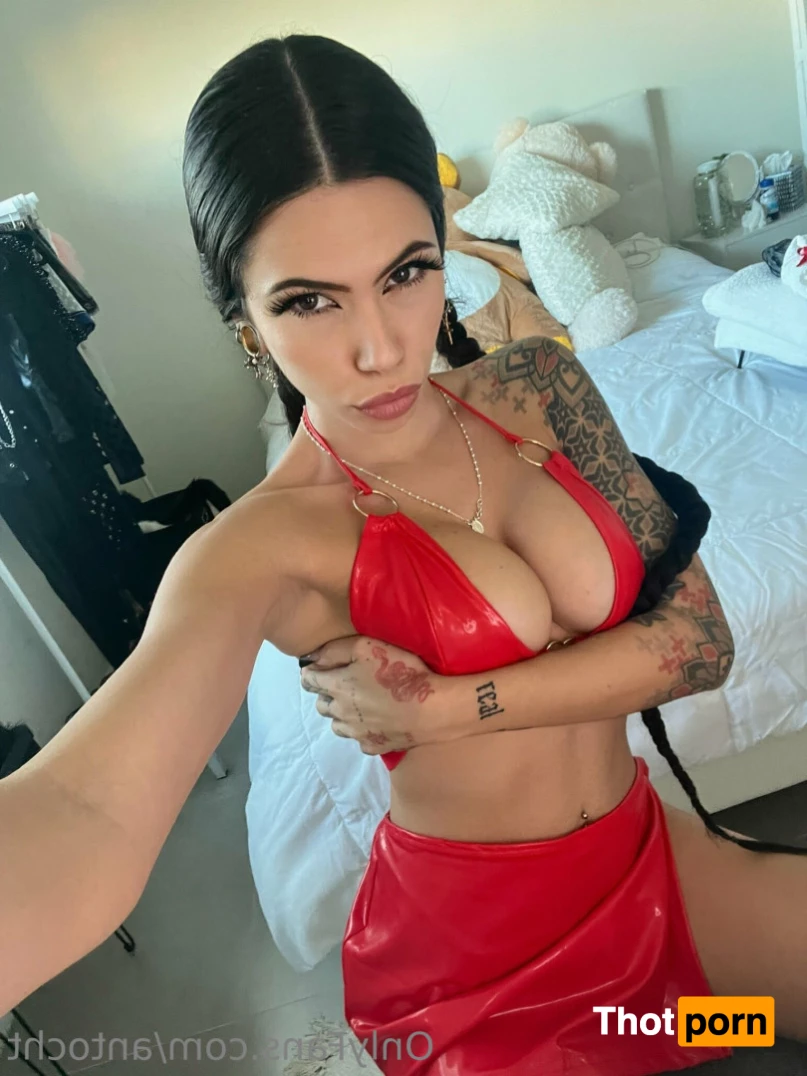 Antonella Ochtmissen 🍑 10558816