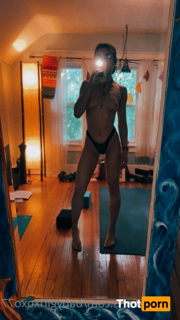 baby girl xx 7423968