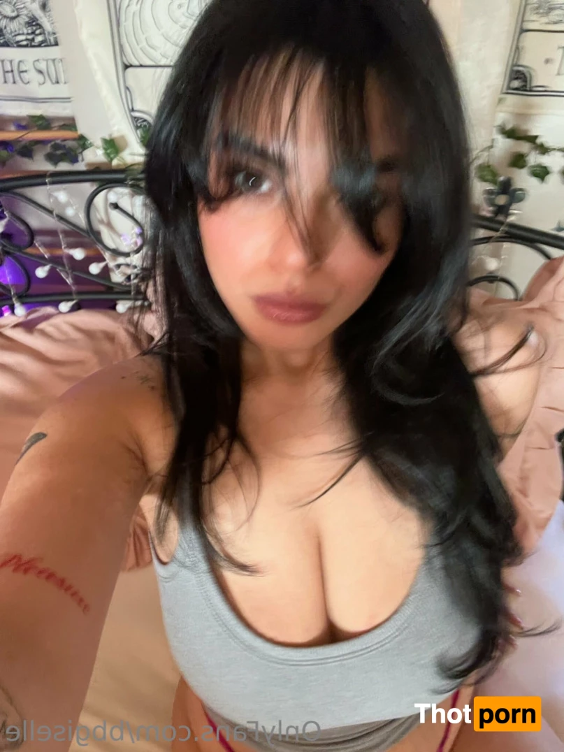 Giselle ✨ 10748109