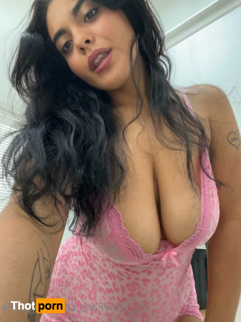 Giselle ✨ 10749053