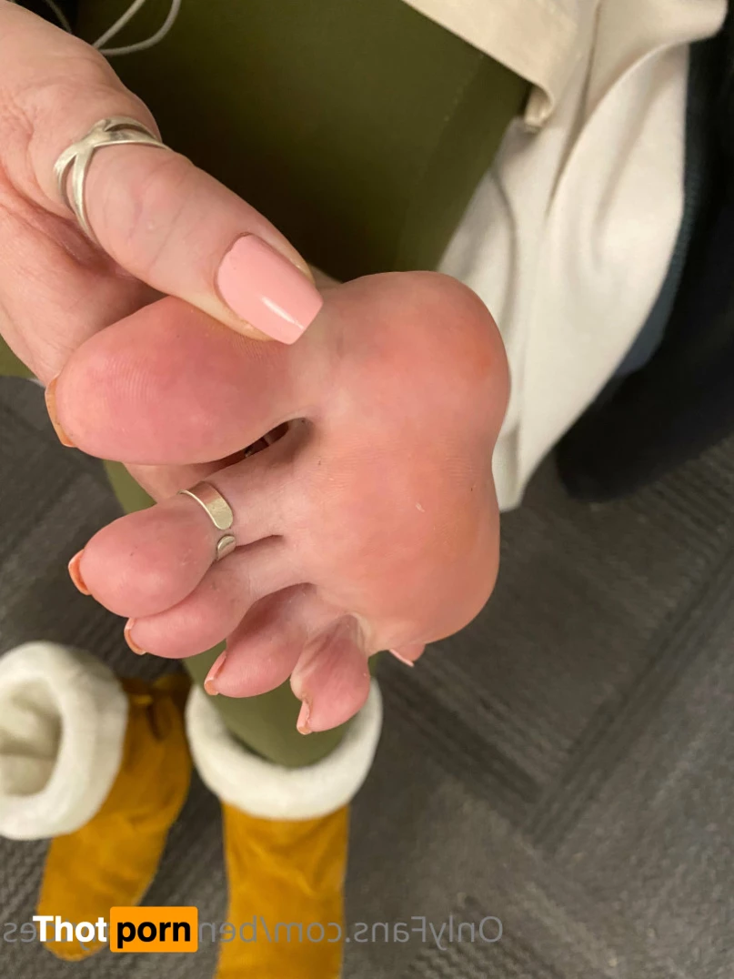 Beneathmytoes 7529340