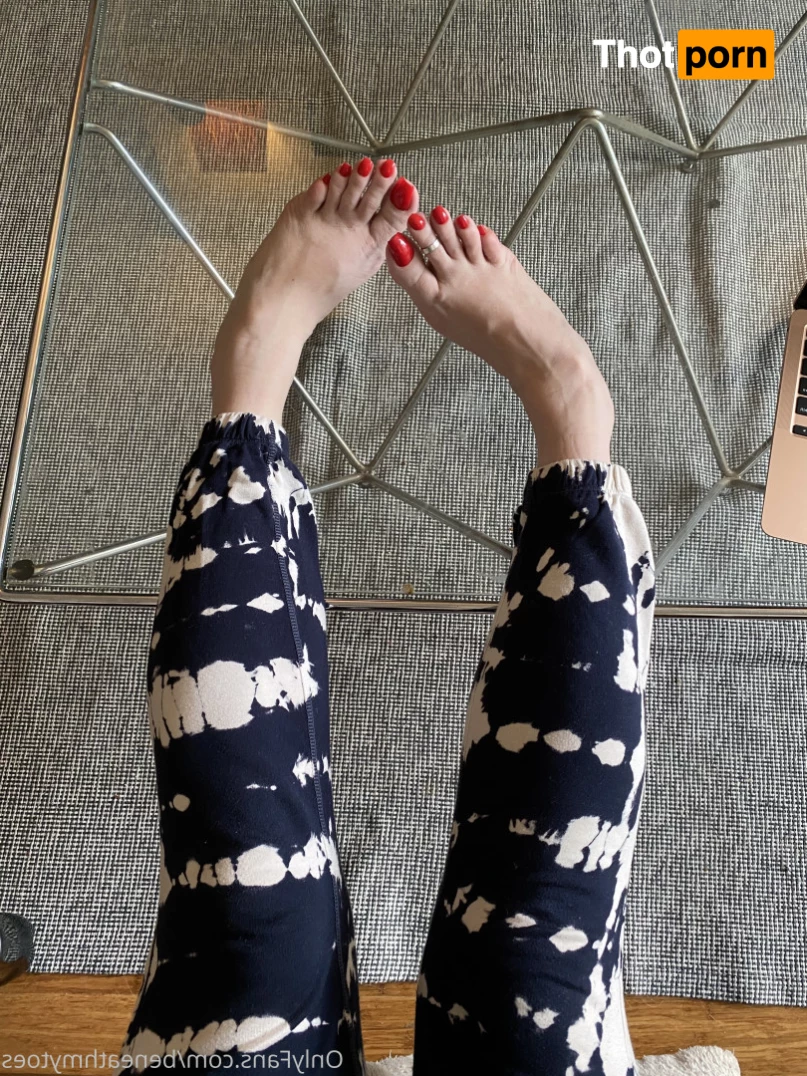 Beneathmytoes 7529366