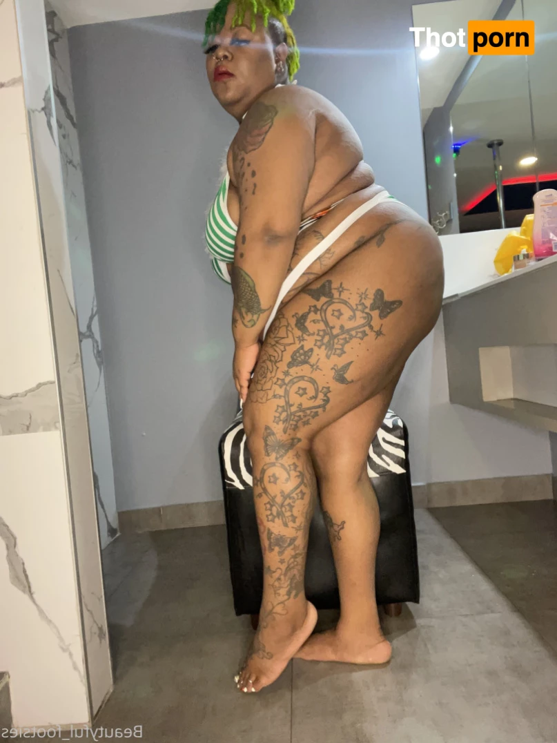 beautyful_footsies 6444405