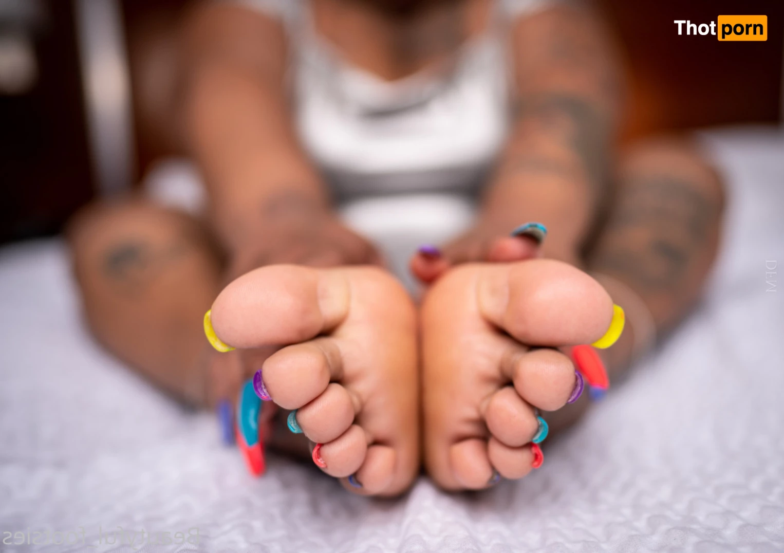 beautyful_footsies 6444635