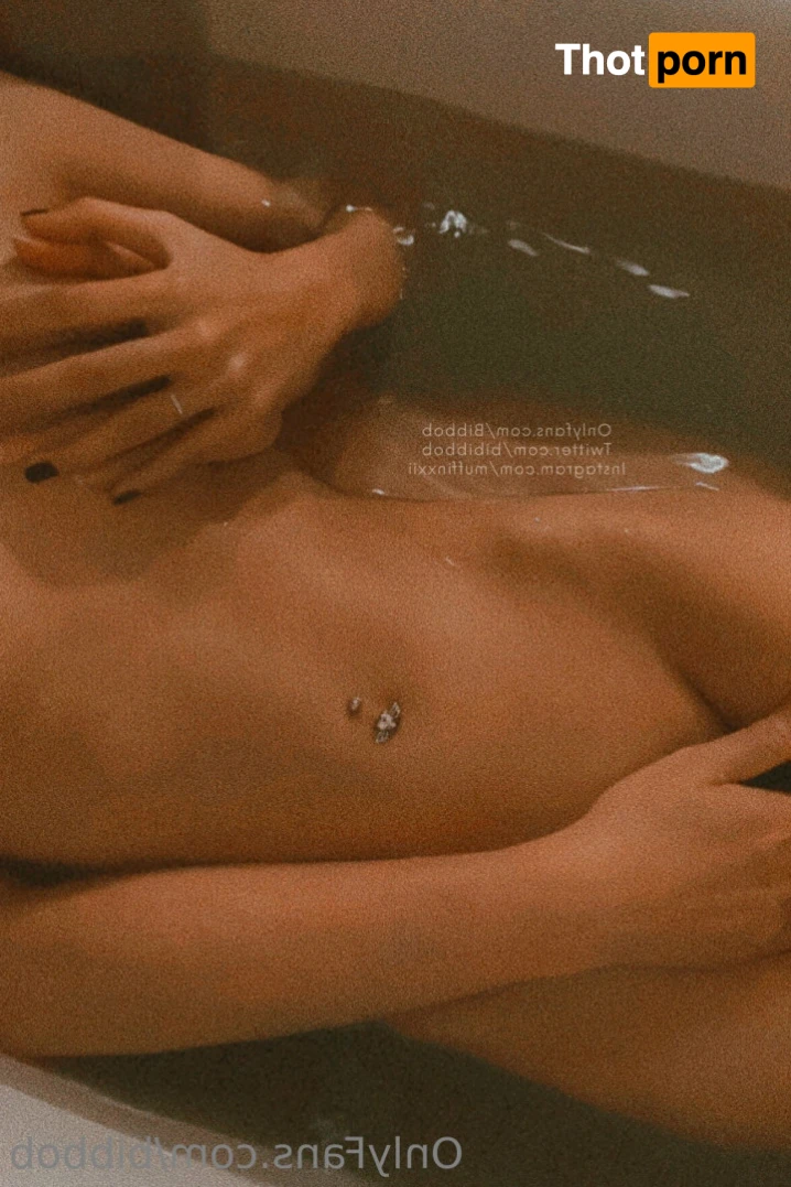 Elle 🐋🫧 14936306