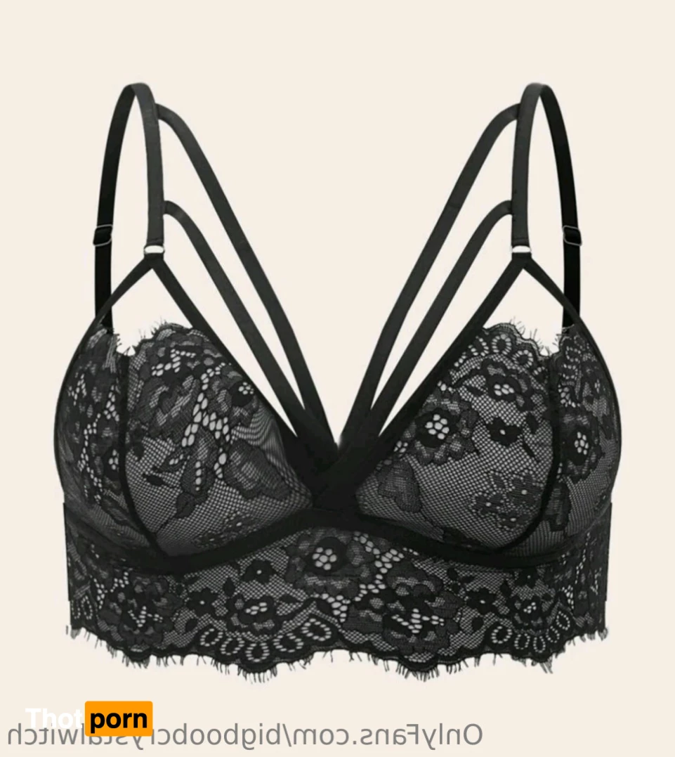 BigBoobWitch 7801285