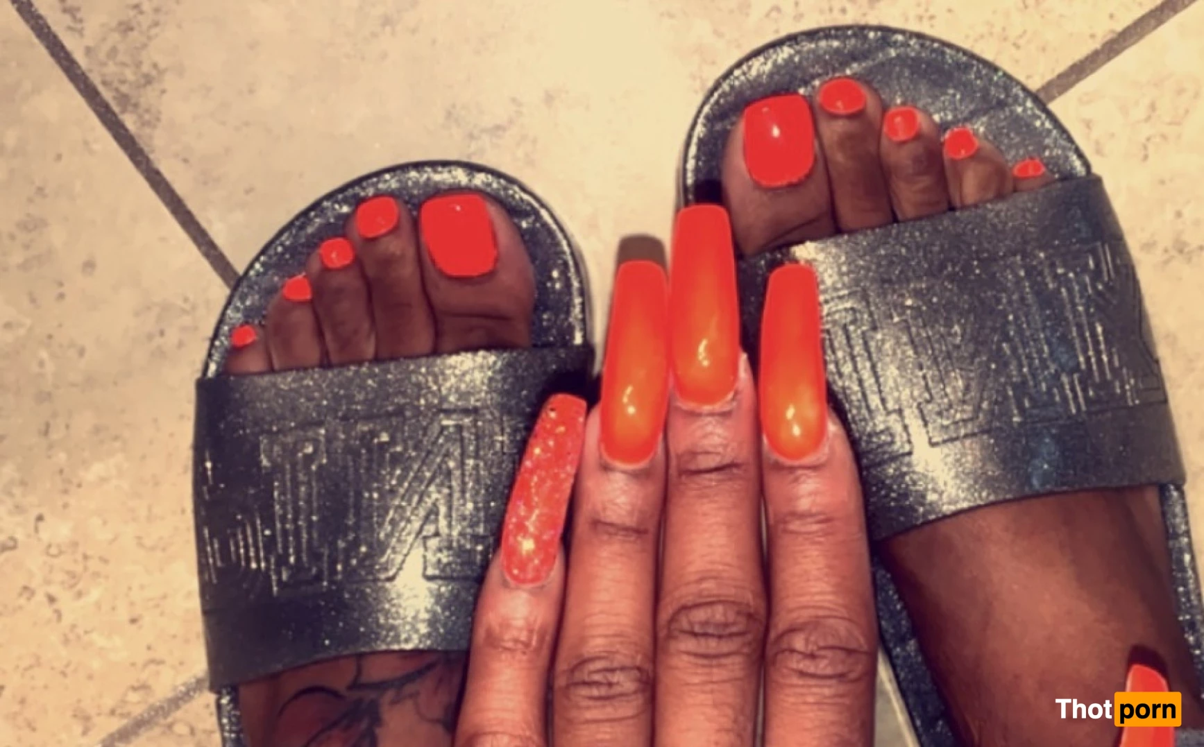 Grip Goddess // Madam Superior 7420715