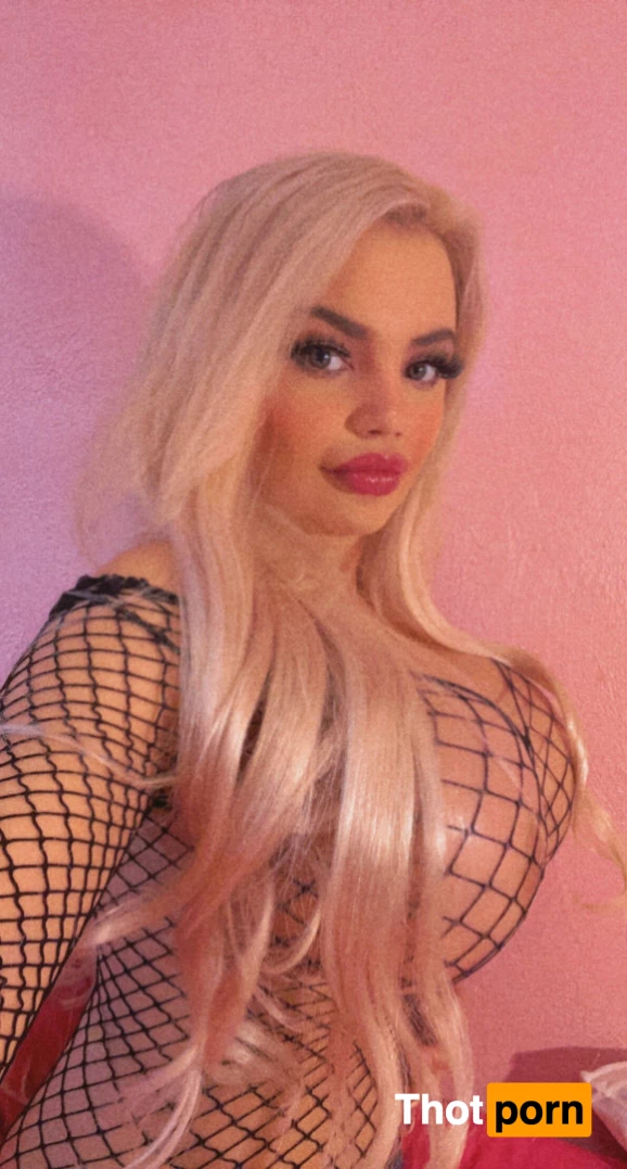 Barbie Doll Chloe 7619599