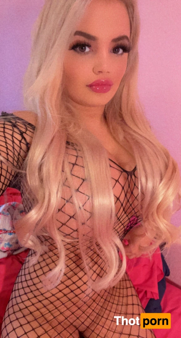 Barbie Doll Chloe 7619611