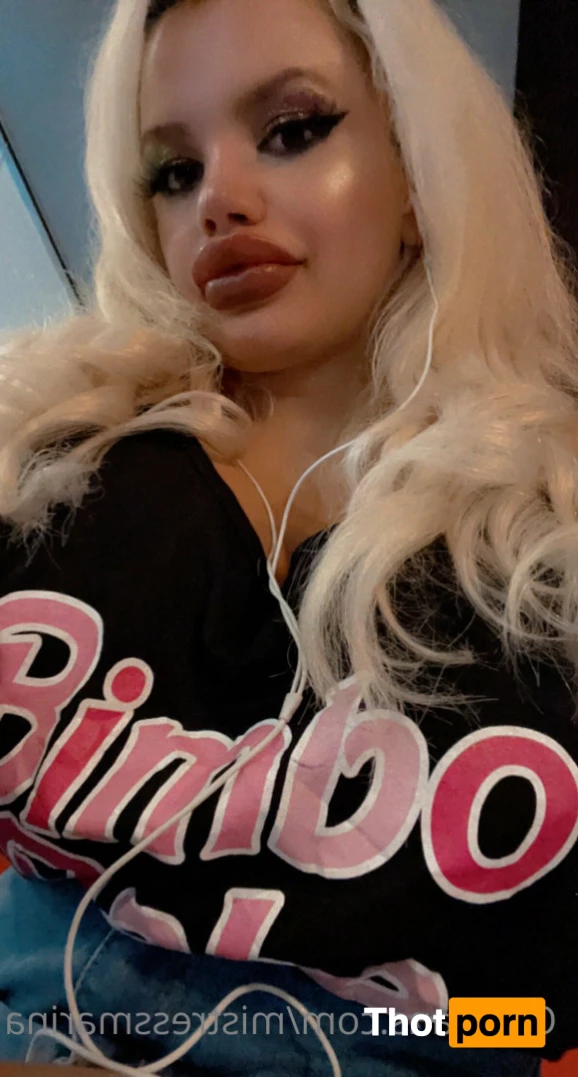 Barbie Doll Chloe 7619644