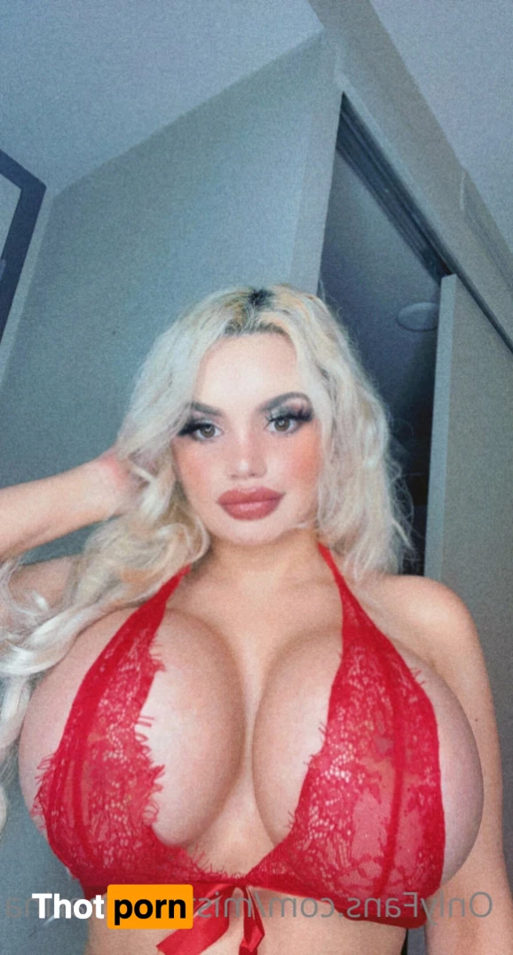 Barbie Doll Chloe 7619707