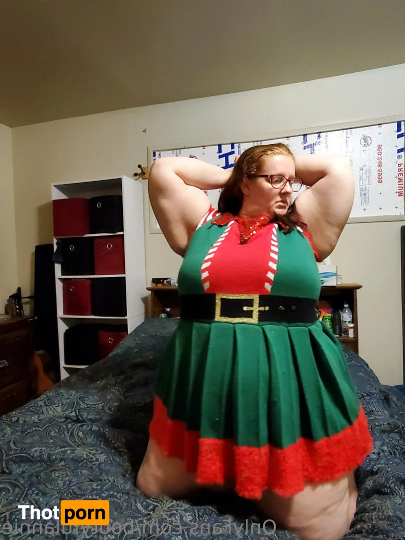 Bootyful Annie 12129286