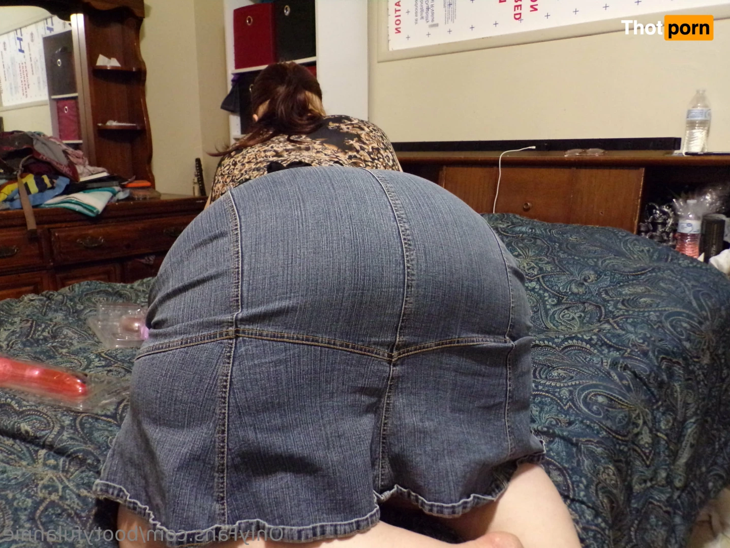 Bootyful Annie 14862187