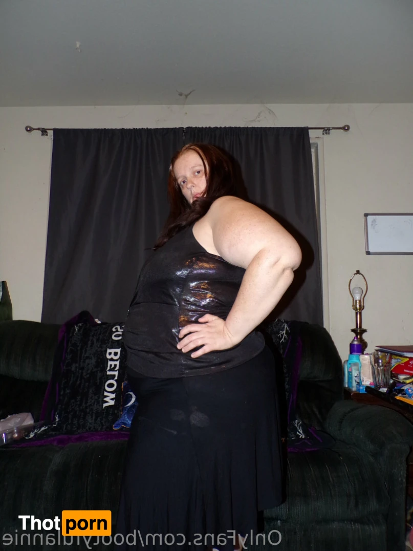 Bootyful Annie 14862316