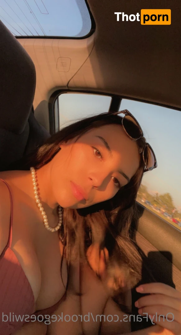 Brooke 🌈👸🏻 14838121