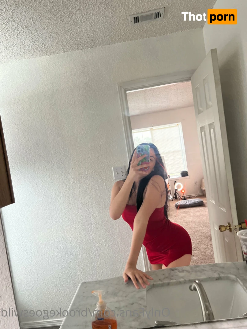 Brooke 🌈👸🏻 14839040