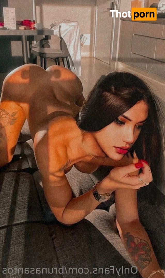 Bruna Santos 10577734