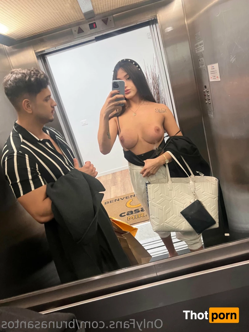 Bruna Santos 10577768