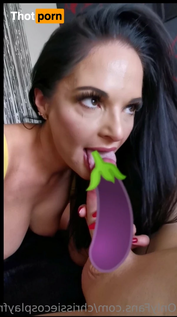 Chrissie Cosplay Free 6450334