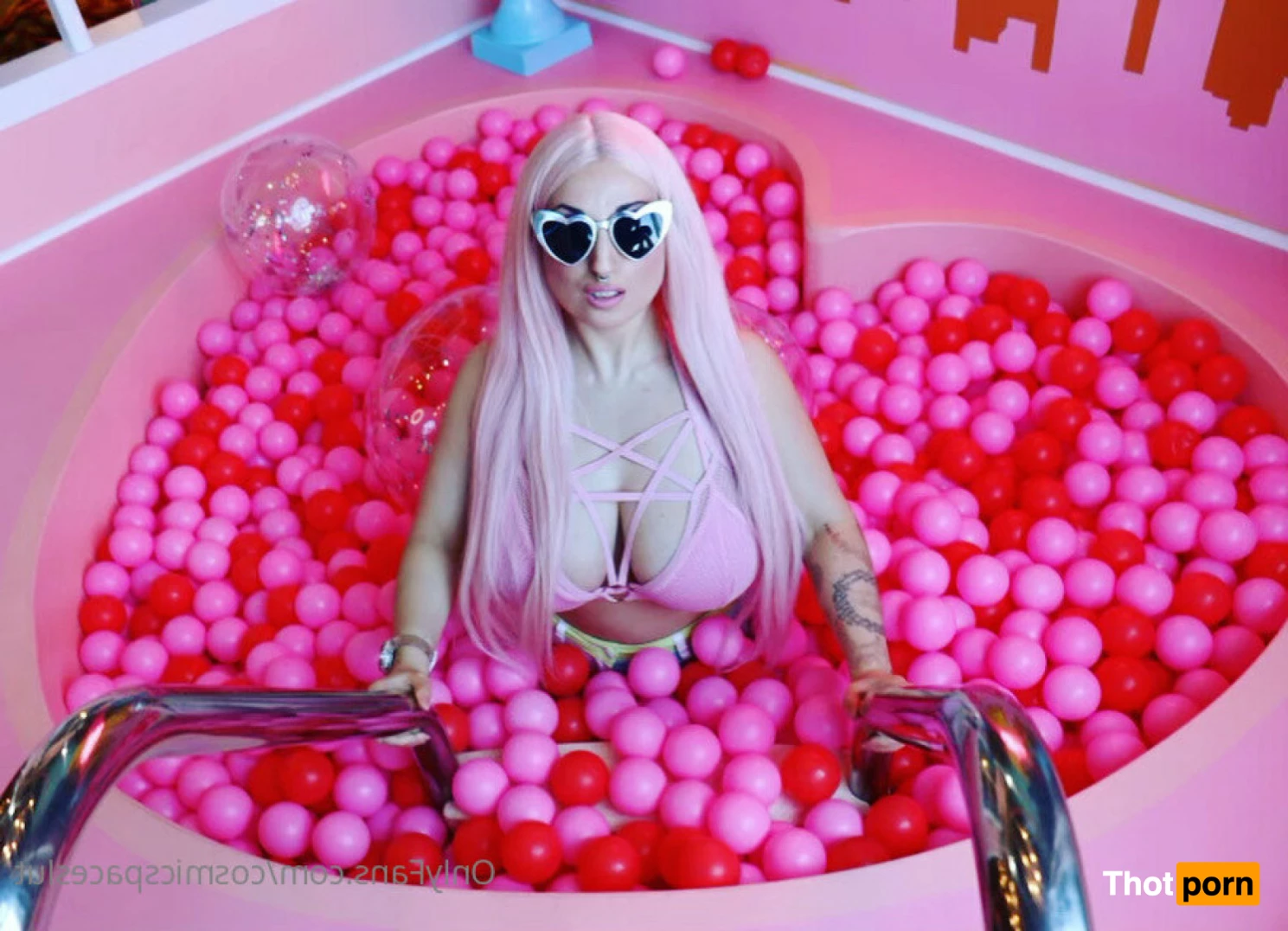 Tasha - Space Babe 6695384