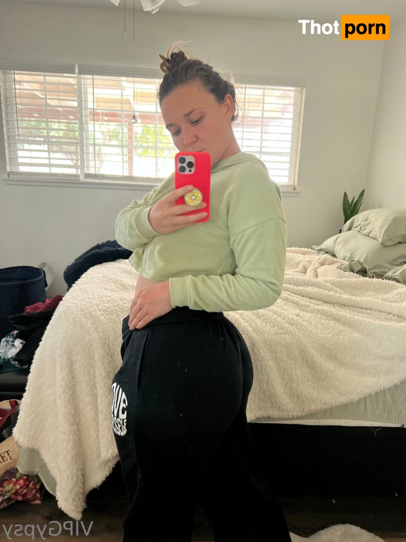 Courtney Lynn Free 7390780