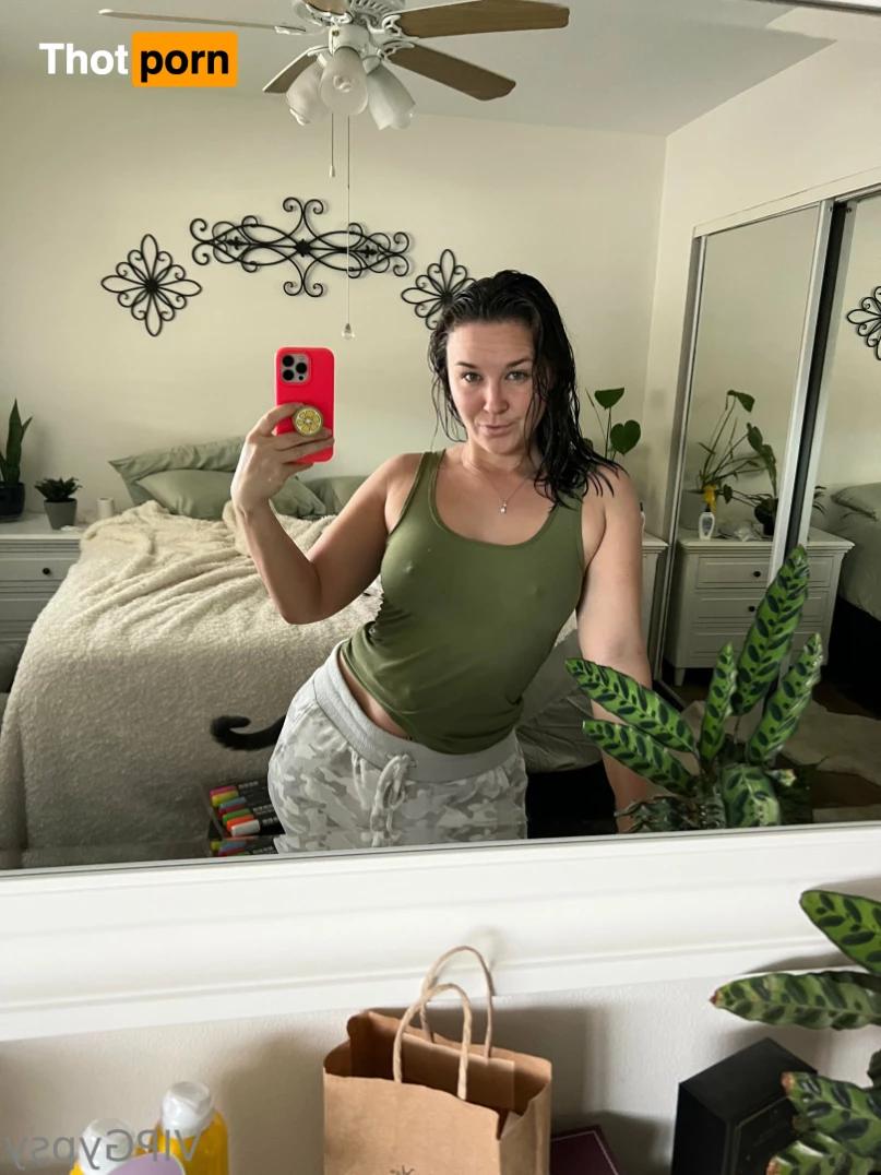 Courtney Lynn Free 7390821